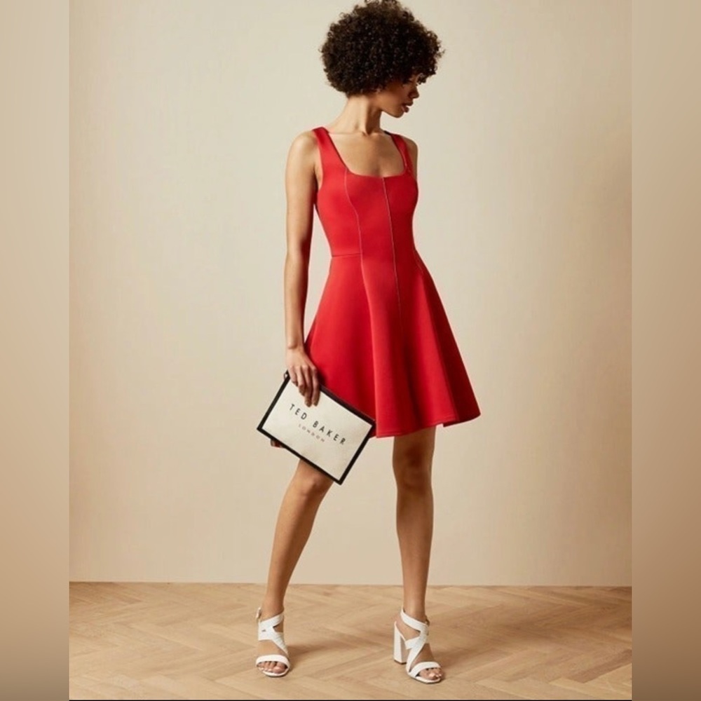 ❤️ SALE TED BAKER 
Lohanna Scoop-Neck Skater Dress